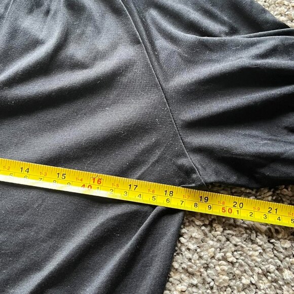 Banana Republic Black 100% Silk Blouse Wmn Med Feminine Normcore Flowy Elegant - Picture 5 of 6